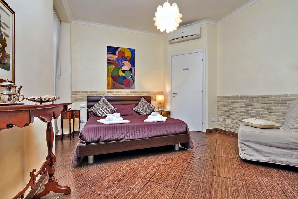 Una Notte Ai Musei Vaticani Apartment Rome Bilik gambar